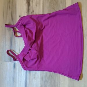 Pristine Athleta Twist Up Swim Tank Size 34 D/DD Magenta